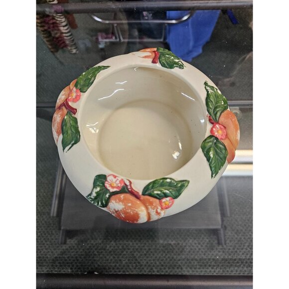 Vintage CLAIRE BURKE POTTERY Ceramic 3D Peaches on Cream Back Hand Painted - Picture 1 of 5